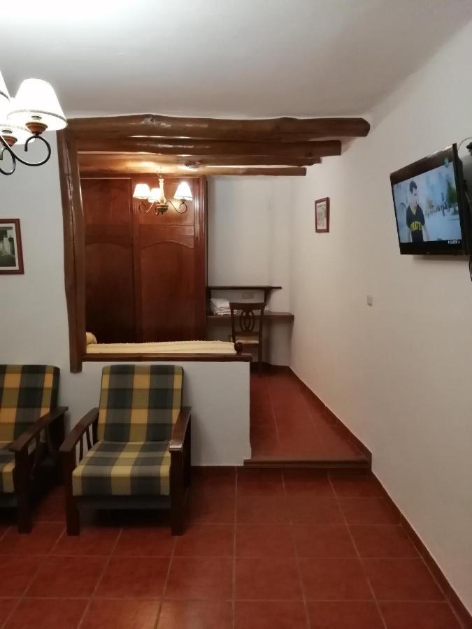 Hostal Ruta De Las Nieves Capileira Εξωτερικό φωτογραφία