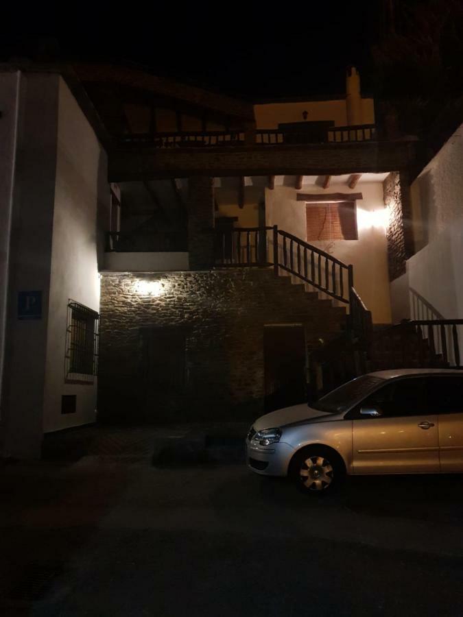 Hostal Ruta De Las Nieves Capileira Εξωτερικό φωτογραφία
